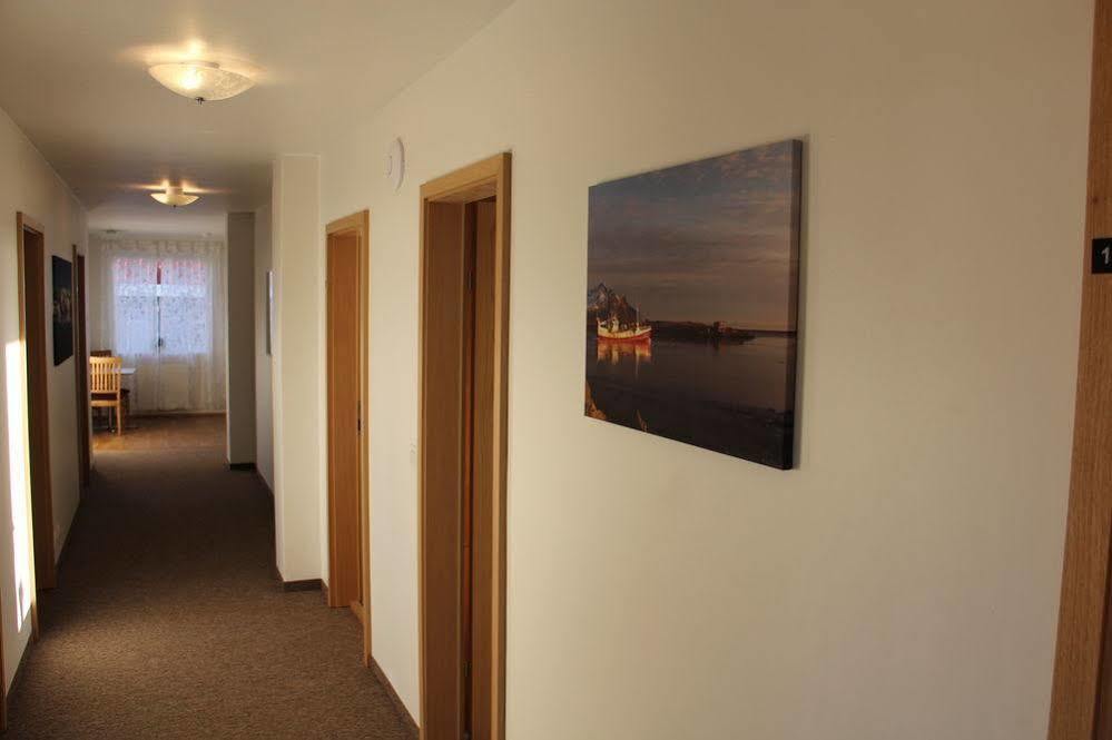 Hoefn Guesthouse Exterior photo