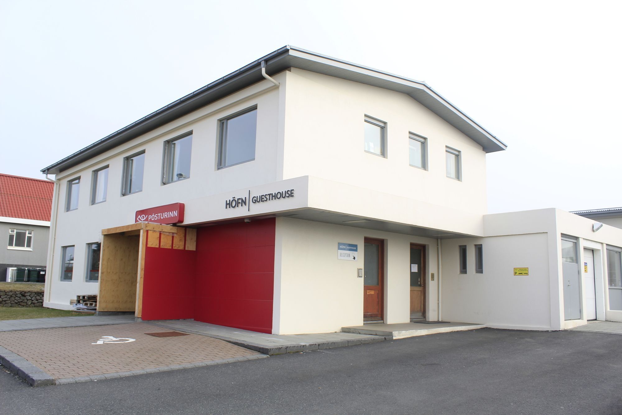 Hoefn Guesthouse Exterior photo